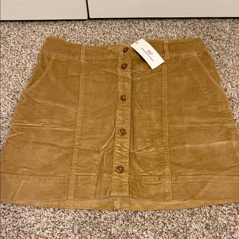 Brand New Vineyard Vines Corduroy Button Front Skirt
